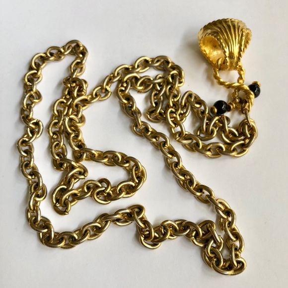 Vintage Boyfriend Ring Black and Gold Chain - Picture 6 of 13